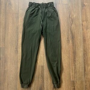 Lululemon joggers